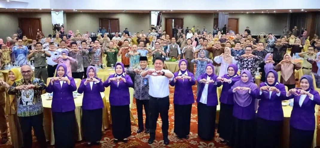 Ketua Tim Pembina Posyandu Kabupaten Oku Selatan Hadiri Rakorda Posyandu Sumsel 2025