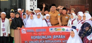 Bupati dan Wakil Bupati Oku Selatan Lepas Keberangkatan 52 Jema”ah Umroh 2025