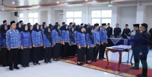 Sekda Okuselatan Pimpin Pelantikan dan Pengambilan Sumpah/Janji Jabatan Fungsional Pegawai Negeri Sipil