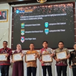 OKU SELATAN KEMBALI RAIH DUA PENGHARGAAN DARI BPMP SUMSEL DI BIDANG PENDIDIKAN