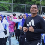 Bupati dan Wakil Bupati Bersama Masyarakat Jalan Santai Peringati HUT ke 22 Kabupaten Oku Selatan