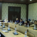 Asisten Bidang Administrasi Umum Pemkab Oku Selatan Pimpin Rapat Evaluasi Program JKN Tahun 2026