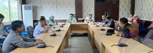 ASISTEN II SETDA OKU SELATAN PIMPIN RAKOR PENERTIBAN PKL DAN PARKIR DI KOTA MUARADUA