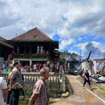 Bupati Abusama Gerak Cepat Turun Langsung Tinjau ke Lokasi Kebakaran di Desa Gedung Wani Kecamatan Runjung Agung