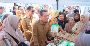 Wabup Oku Selatan Pimpin Operasi Pasar Murah Menjelang Hari Raya Idul Adha 1447H