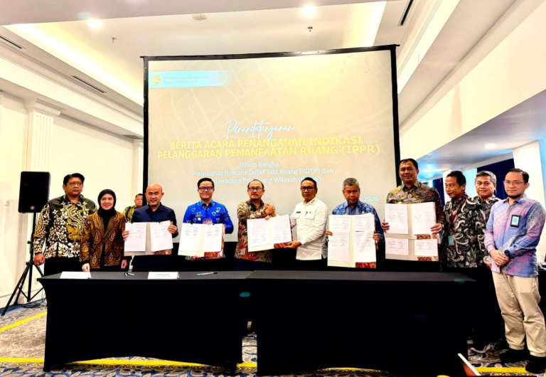 Bupati Oku Selatan Hadiri Penandatanganan Berita Acara IPPR Dalam Rangka Revisi RTRW dan Penyusunan RDTR di Jakarta