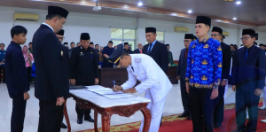 Bupati Abusama Lantik Pejabat Pimpinan Tinggi Pratama di  Lingkungan Pemkab Oku Selatan